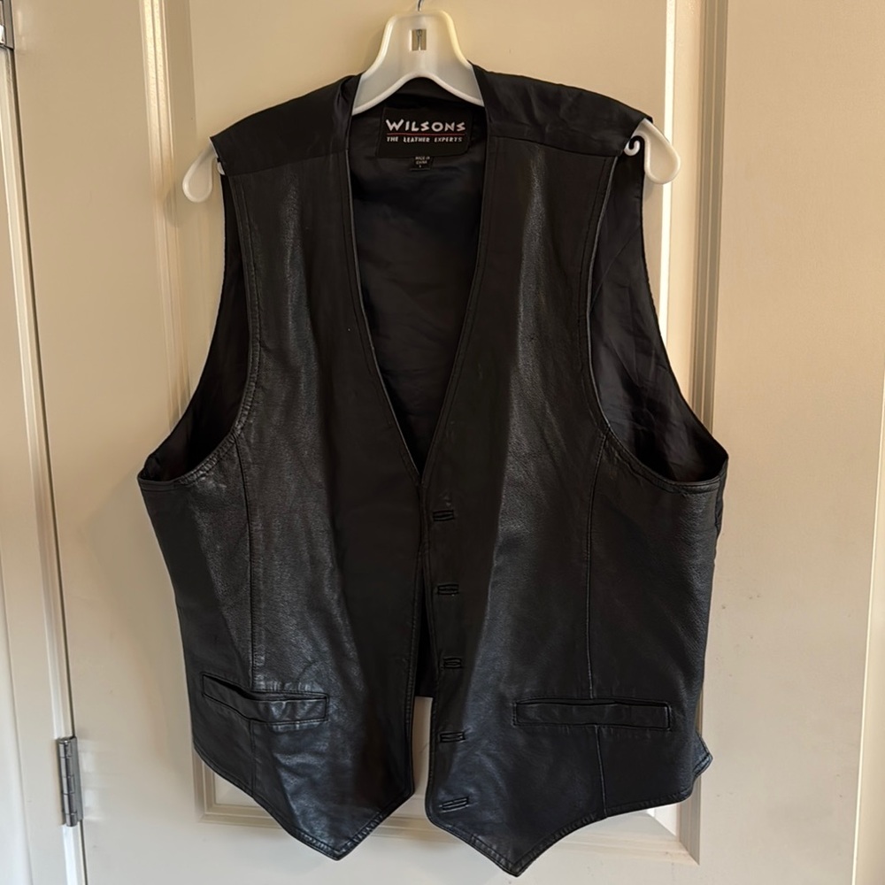Wilsons Leather Black Vest Classic Tailored Design